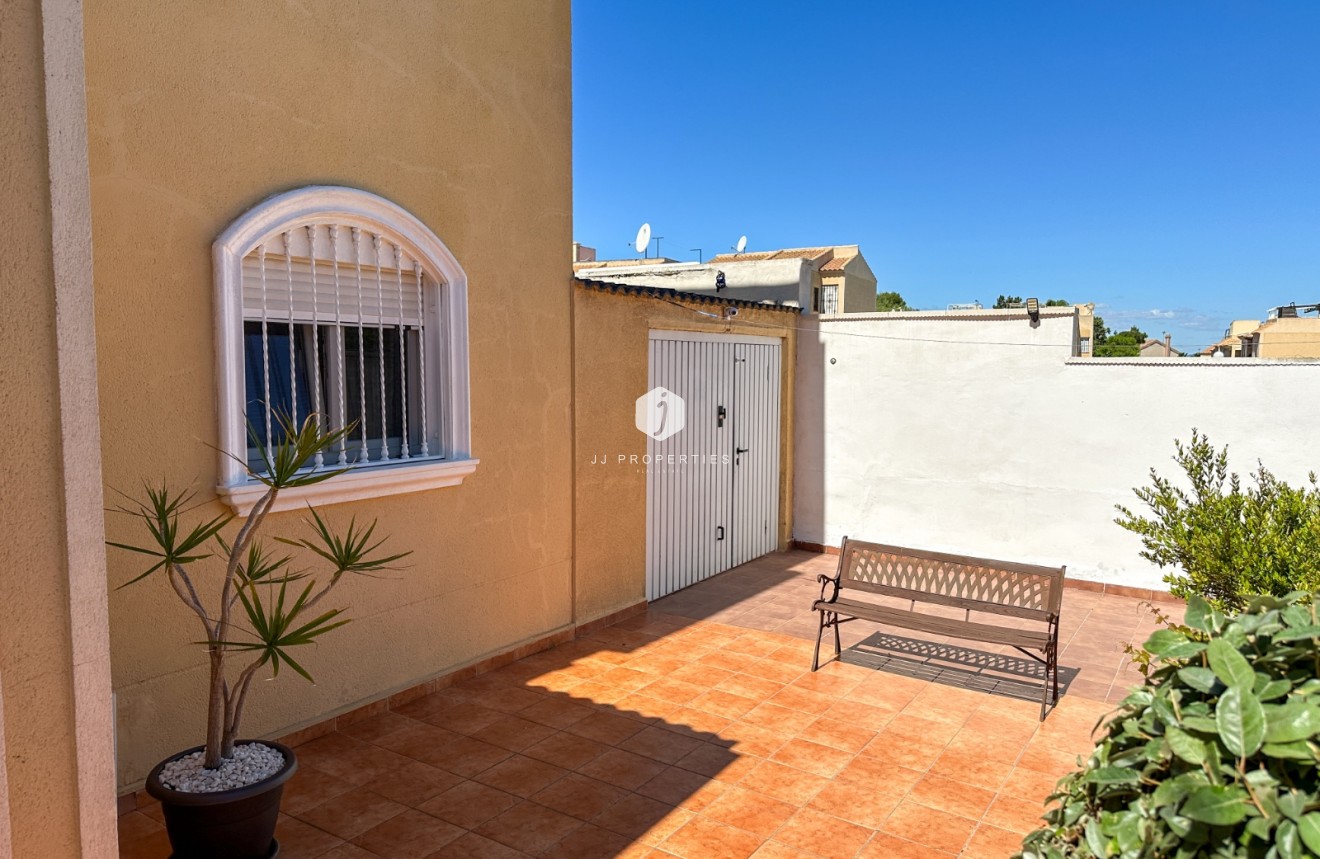 Aus zweiter Hand - Villa -
Torrevieja - Costa Blanca