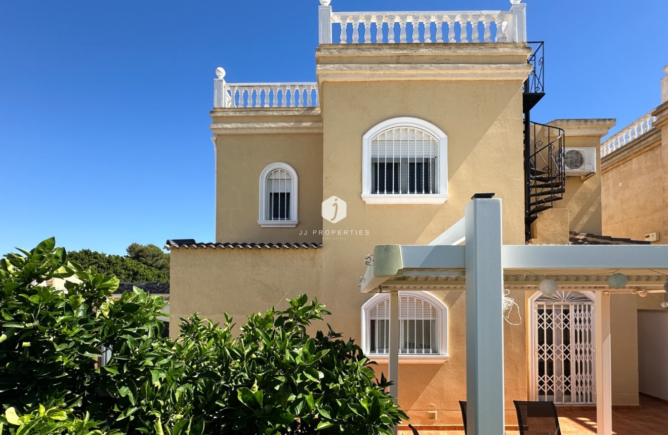 Aus zweiter Hand - Villa -
Torrevieja - Costa Blanca