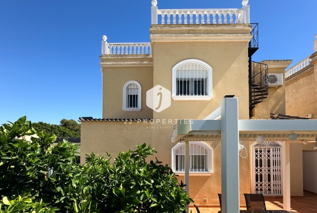 Aus zweiter Hand - Villa -
Torrevieja - Costa Blanca
