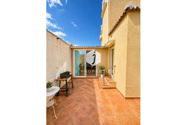 Aus zweiter Hand - Villa -
Torrevieja - Costa Blanca