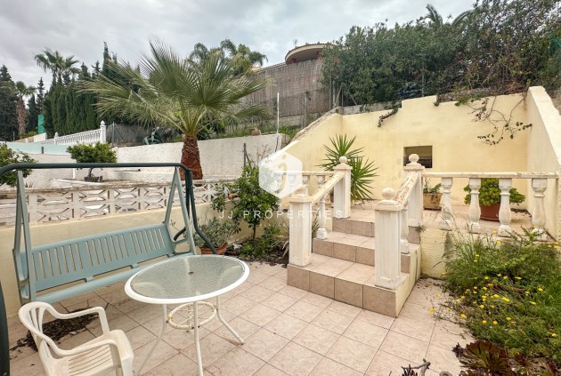 D'occasion - Chalet -
Torrevieja - Costa Blanca
