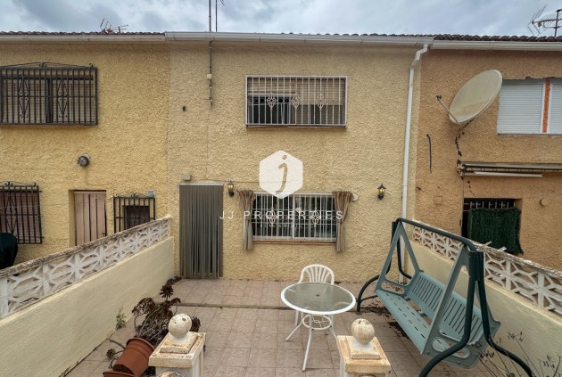 D'occasion - Chalet -
Torrevieja - Costa Blanca