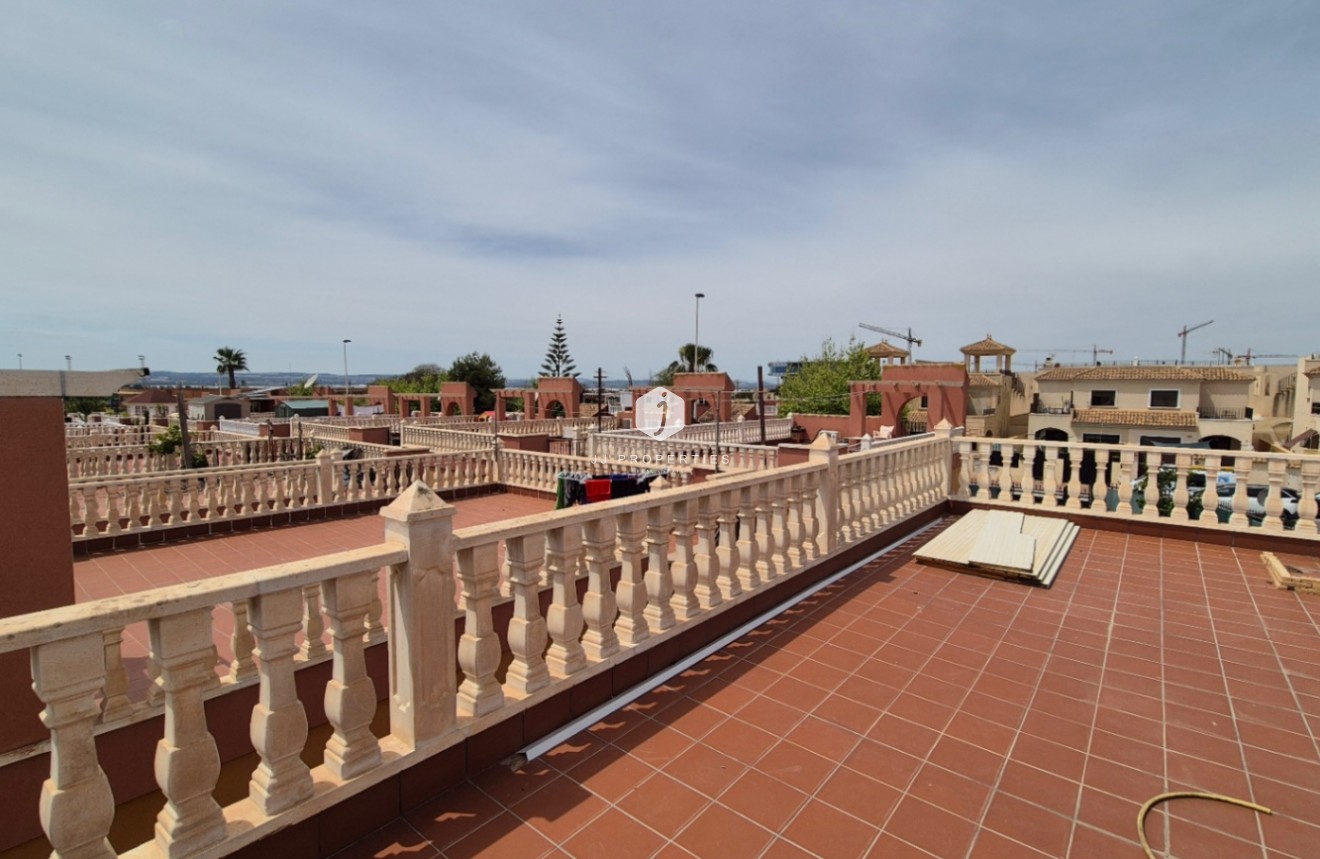 Segunda mano - Villa -
Torrevieja - Costa Blanca