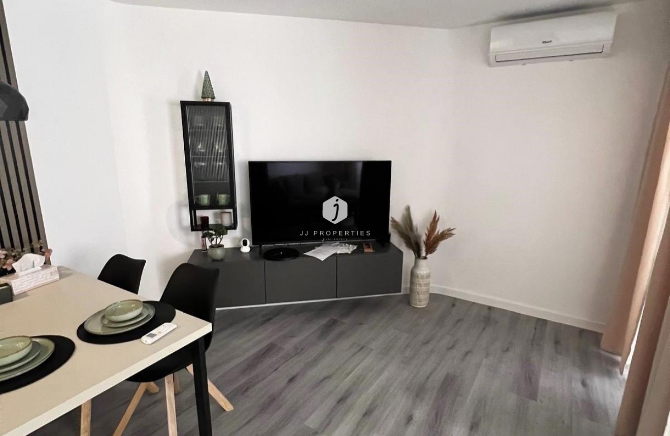 Aus zweiter Hand - Wohnung -
Torrevieja - Curva Del Palangre
