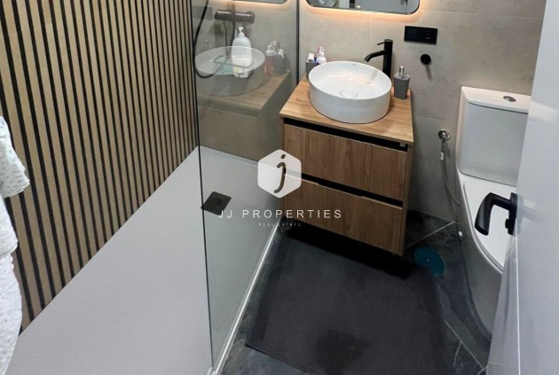 Resale - Apartment / flat -
Torrevieja - Curva Del Palangre