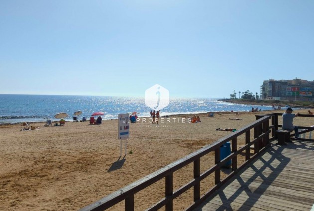 Resale - Apartment / flat -
Torrevieja - Curva Del Palangre