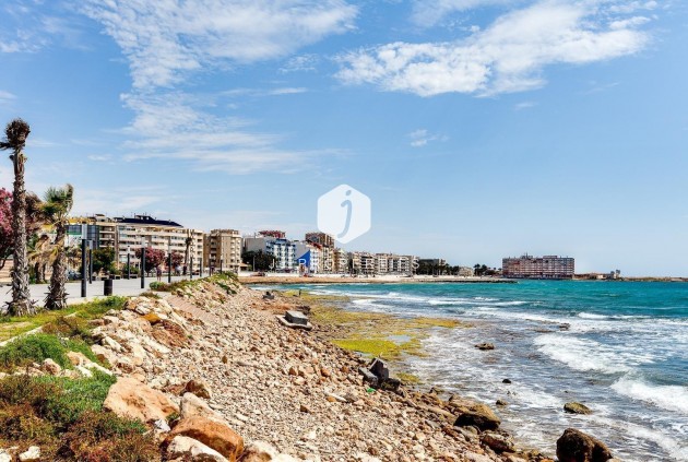 Resale - Apartment / flat -
Torrevieja - Curva Del Palangre