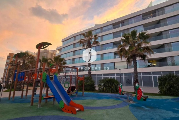Resale - Apartment / flat -
Torrevieja - Curva Del Palangre
