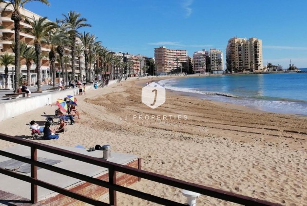 Resale - Apartment / flat -
Torrevieja - Curva Del Palangre