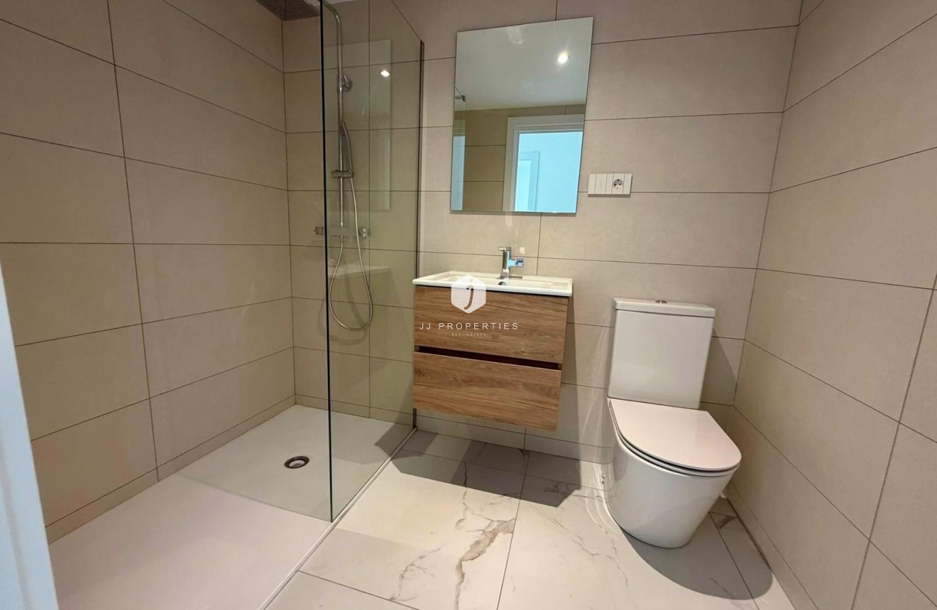 Aus zweiter Hand - Wohnung -
Torrevieja - Punta prima