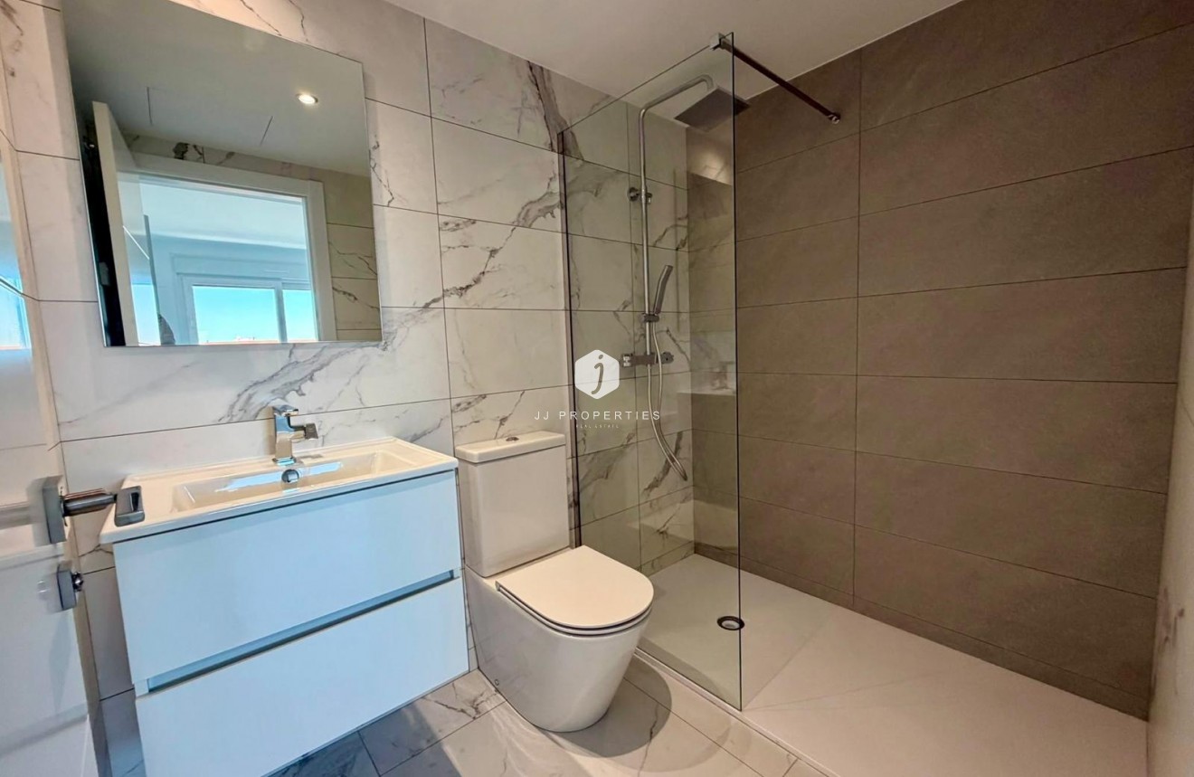 Aus zweiter Hand - Wohnung -
Torrevieja - Punta prima