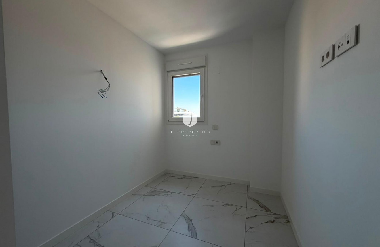 Aus zweiter Hand - Wohnung -
Torrevieja - Punta prima