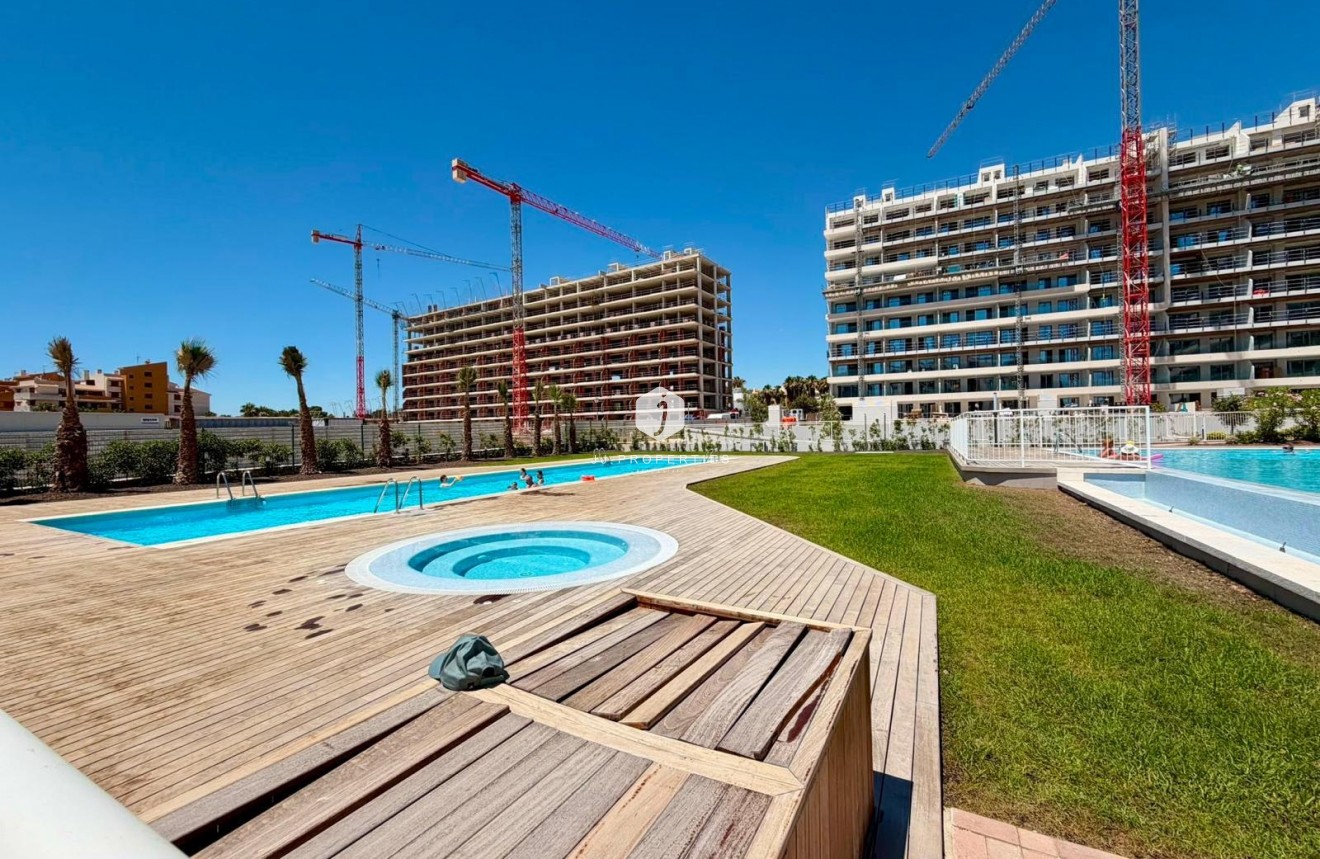 Aus zweiter Hand - Wohnung -
Torrevieja - Punta prima
