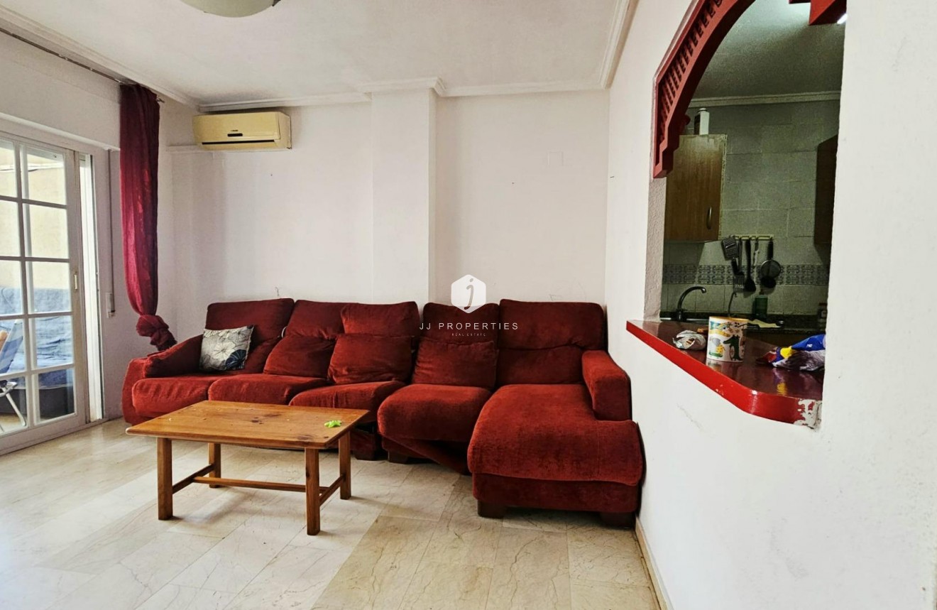 D'occasion - Appartement -
Torrevieja - Playa de los Locos