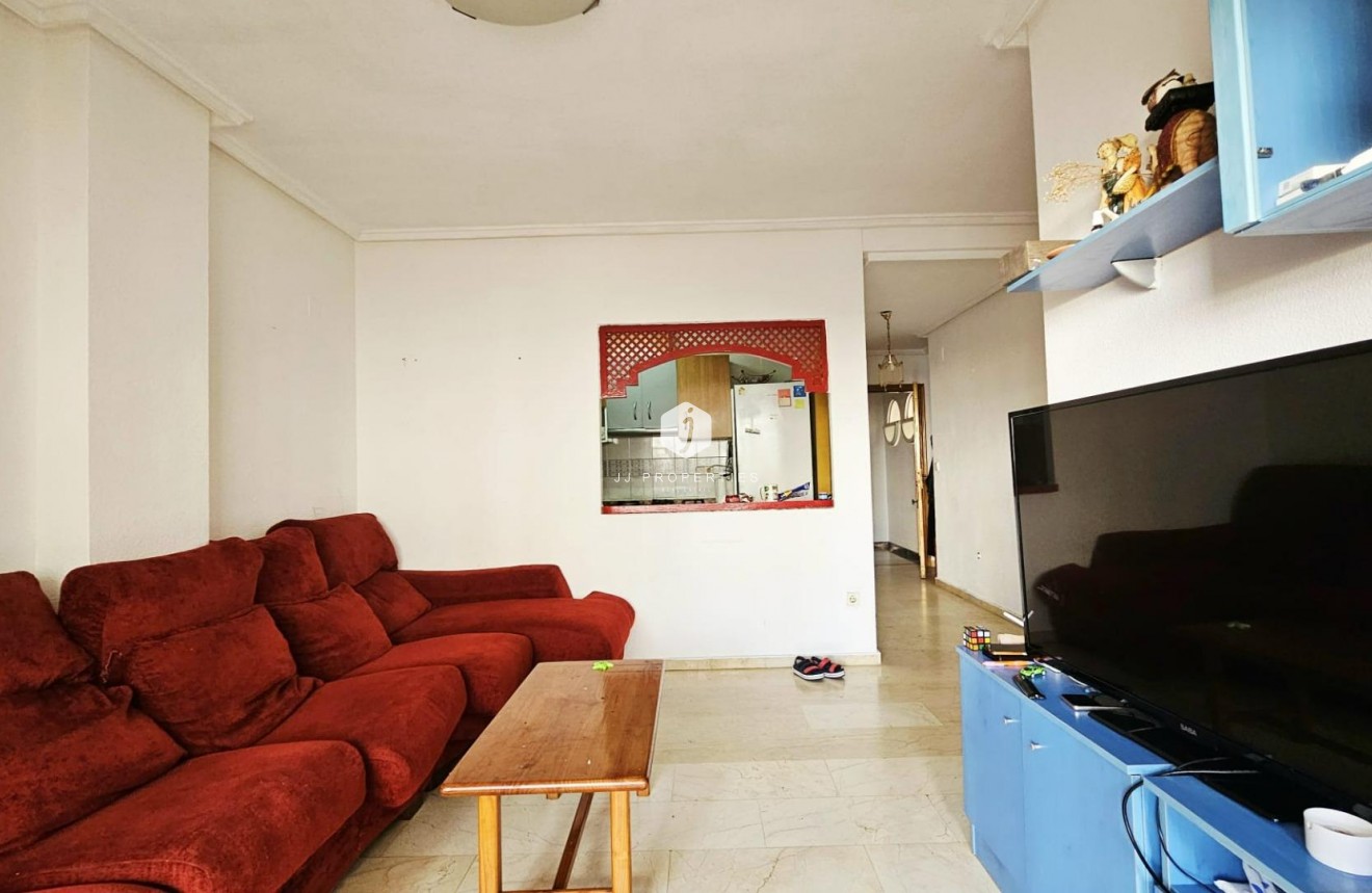 D'occasion - Appartement -
Torrevieja - Playa de los Locos