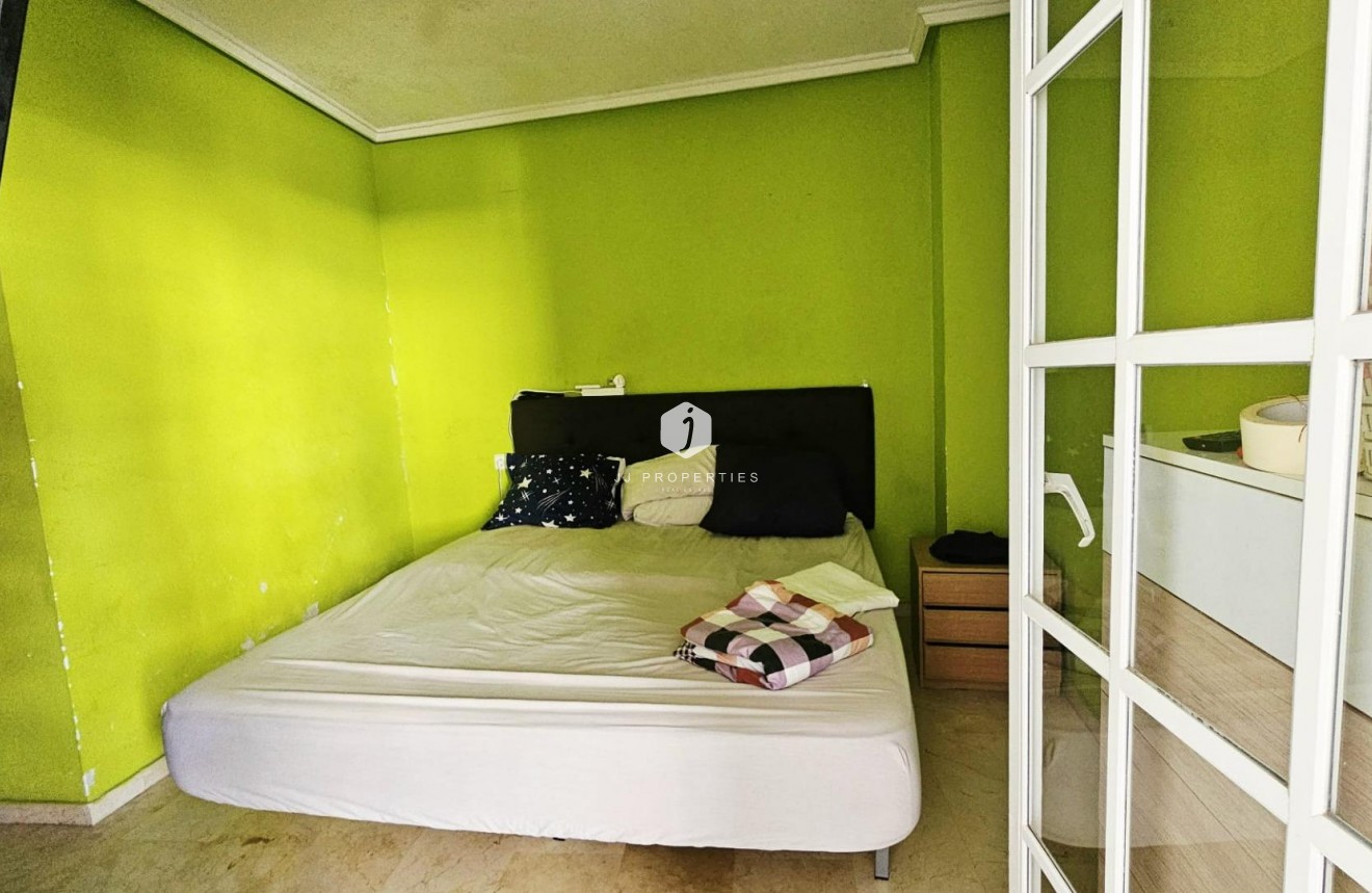 D'occasion - Appartement -
Torrevieja - Playa de los Locos
