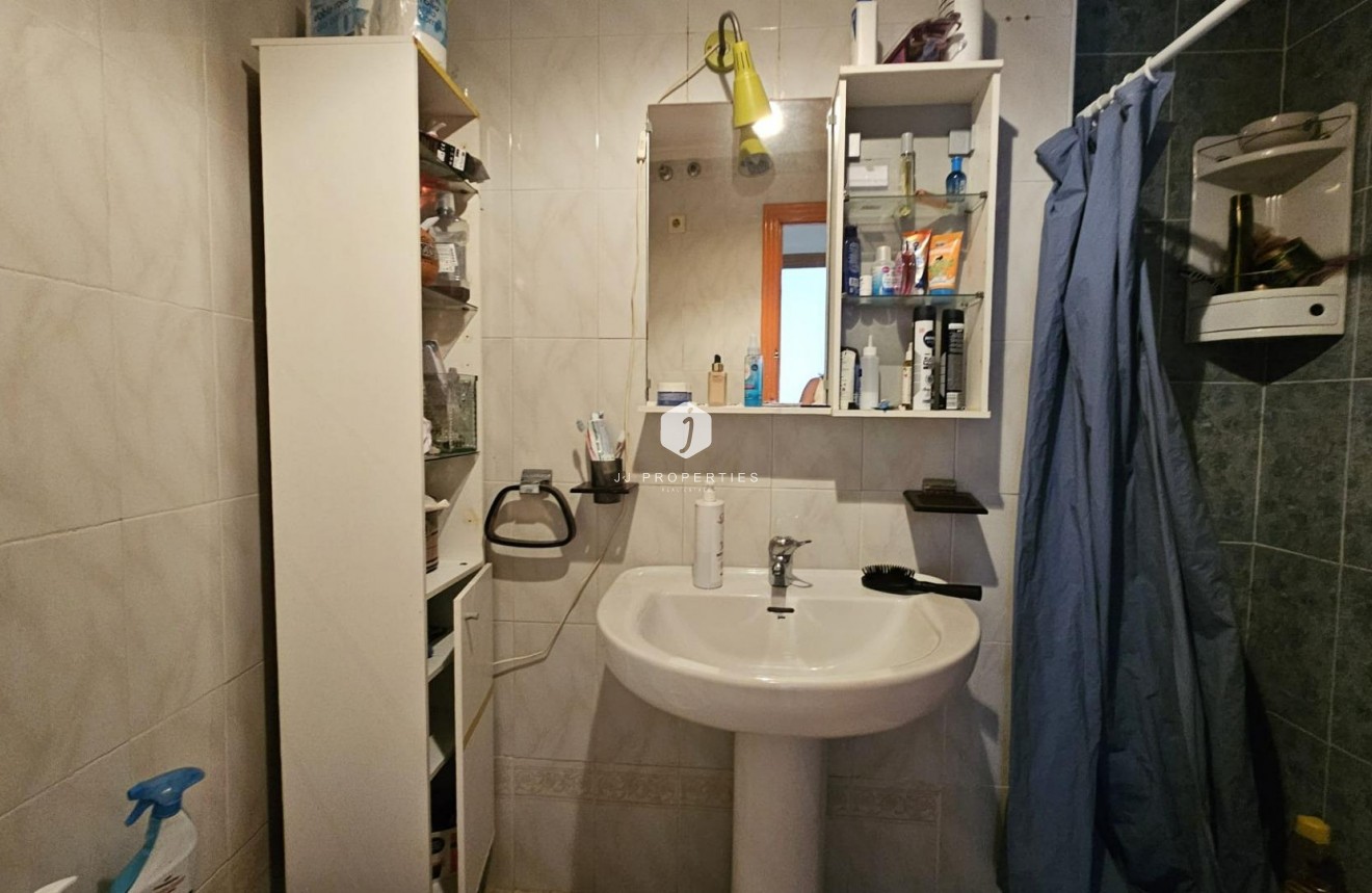 D'occasion - Appartement -
Torrevieja - Playa de los Locos