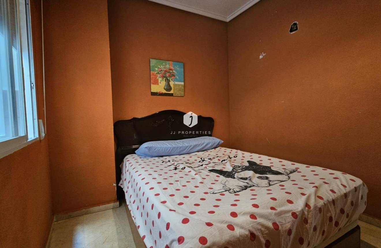 D'occasion - Appartement -
Torrevieja - Playa de los Locos