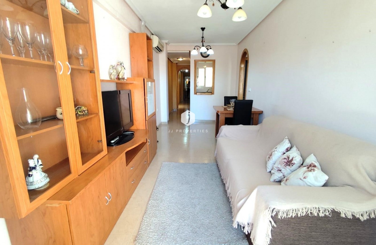 Segunda mano - Apartamento / piso -
Torrevieja - Centro