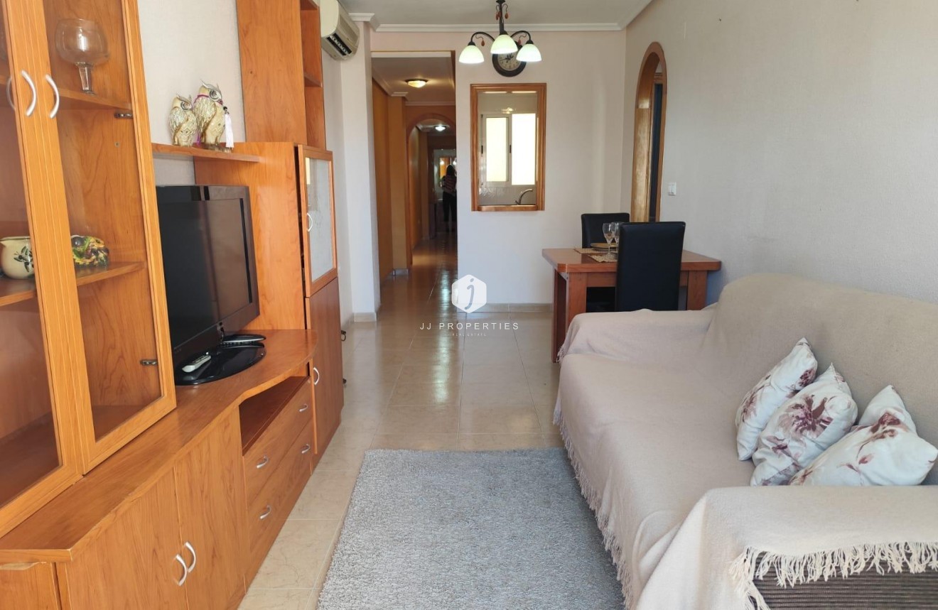 Segunda mano - Apartamento / piso -
Torrevieja - Centro