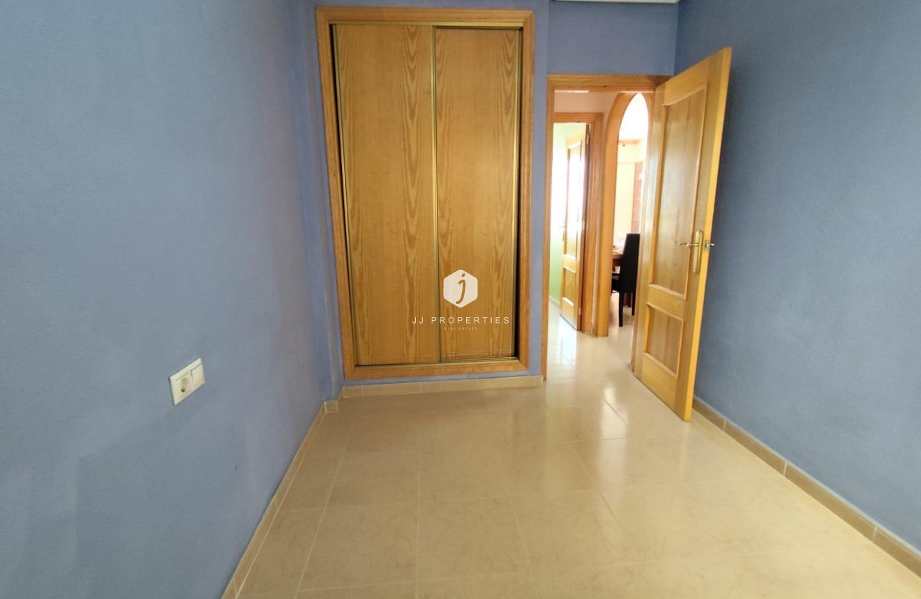 Segunda mano - Apartamento / piso -
Torrevieja - Centro