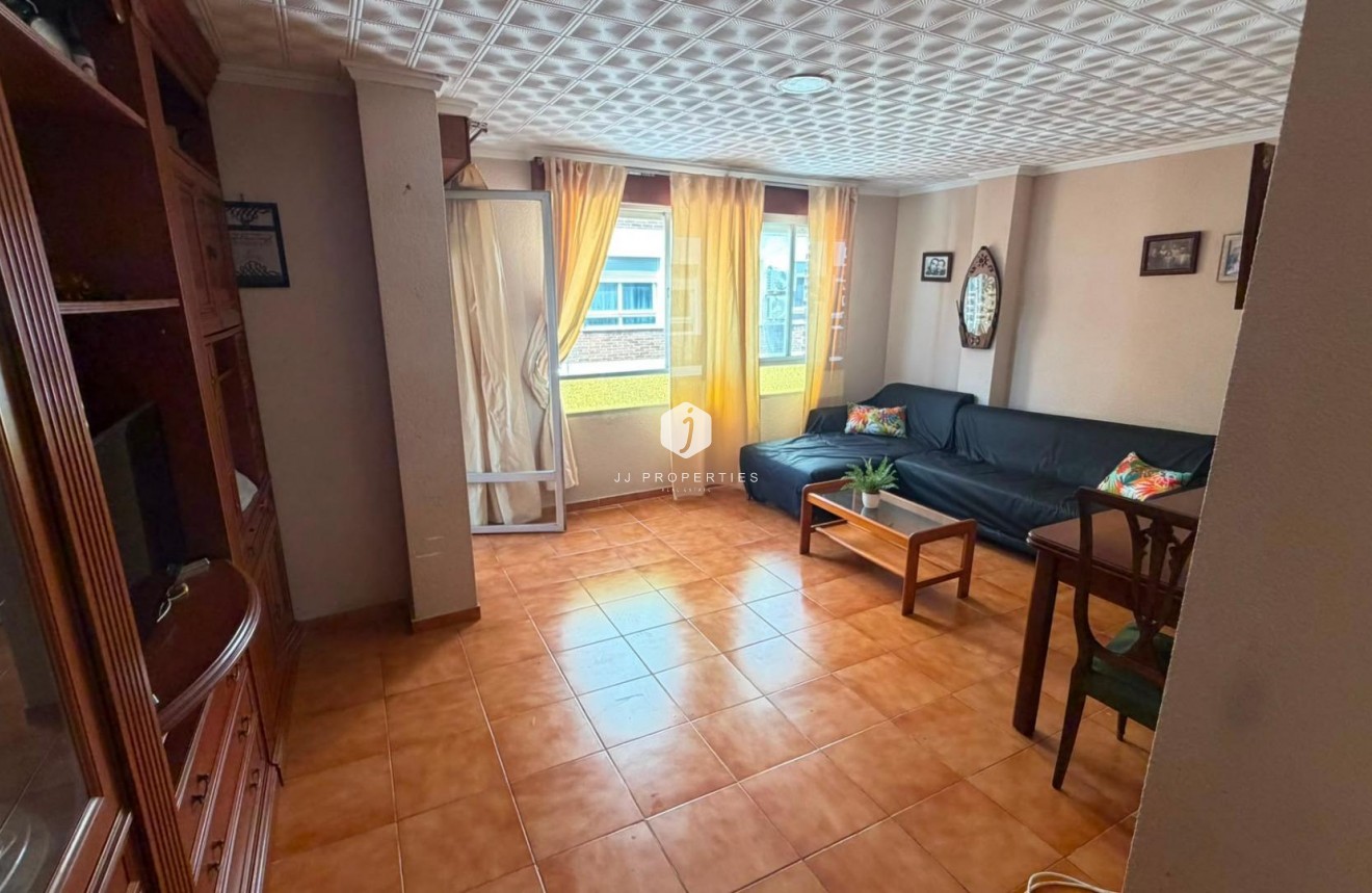 Tweedehands - Appartement / flat -
Torrevieja