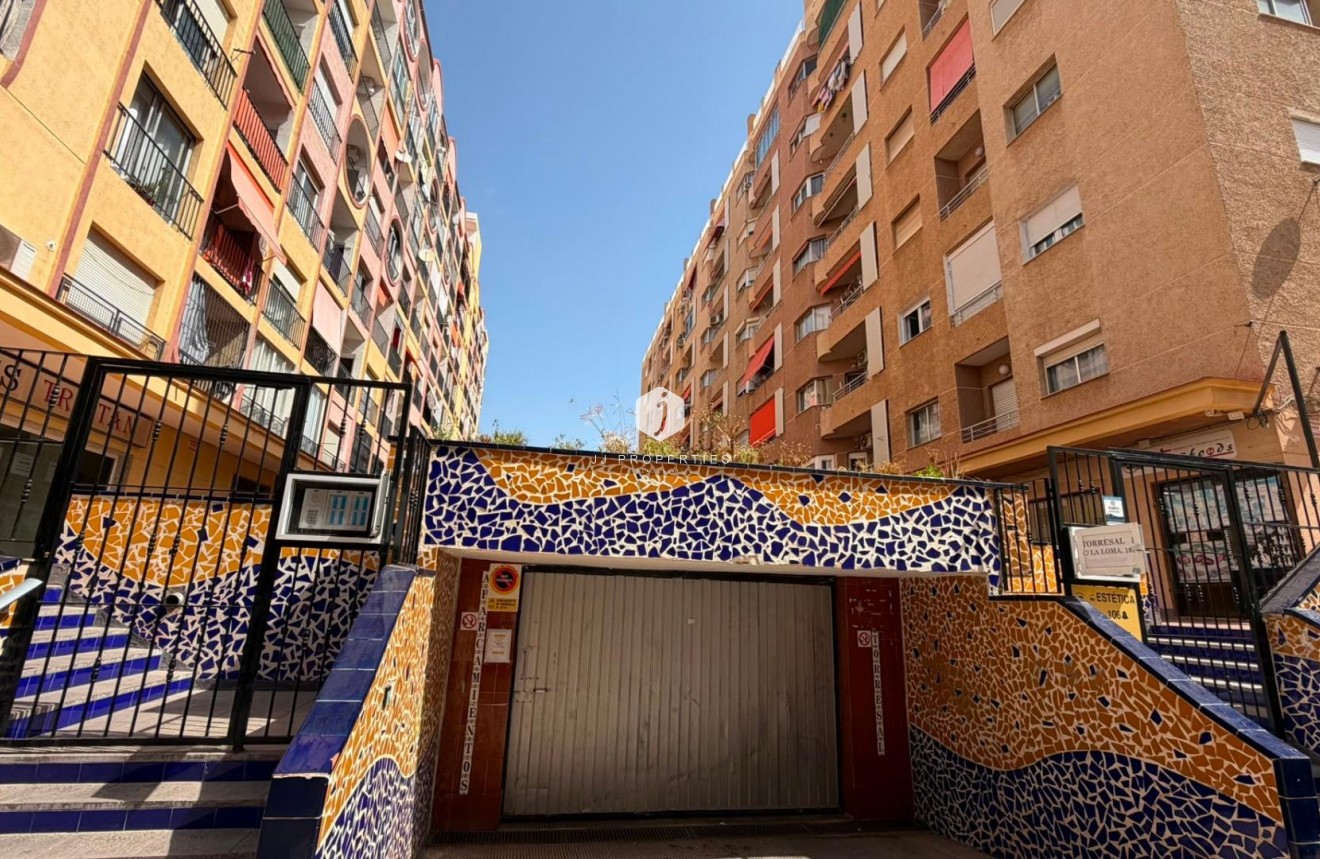 D'occasion - Appartement -
Torrevieja - Habaneras