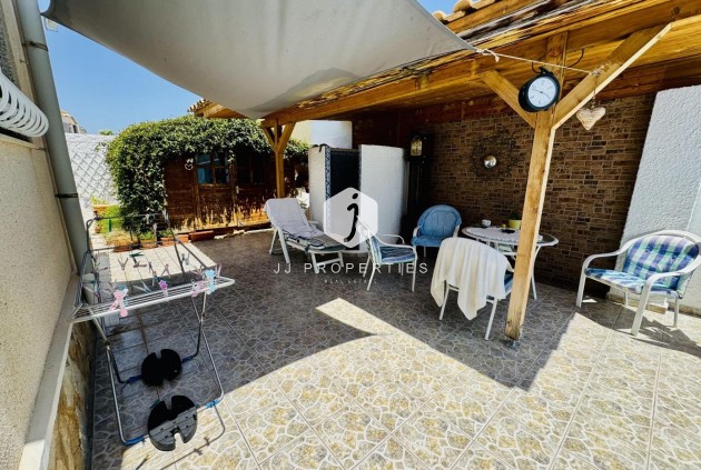 Segunda mano - Villa -
Torrevieja - La Siesta - El Salado - Torreta