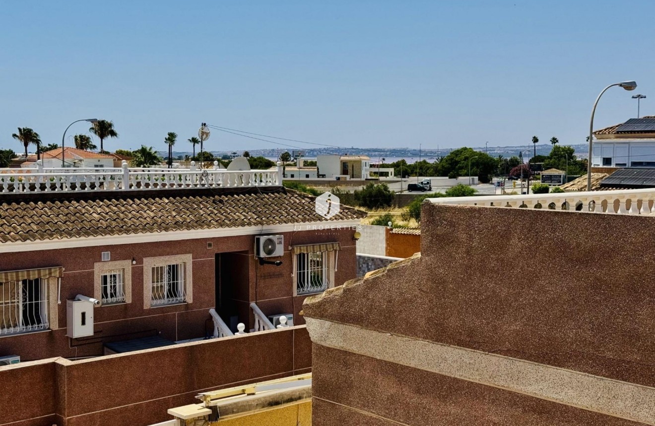 Segunda mano - Villa -
Torrevieja - La Siesta - El Salado - Torreta