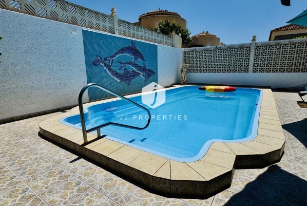 Segunda mano - Villa -
Torrevieja - La Siesta - El Salado - Torreta