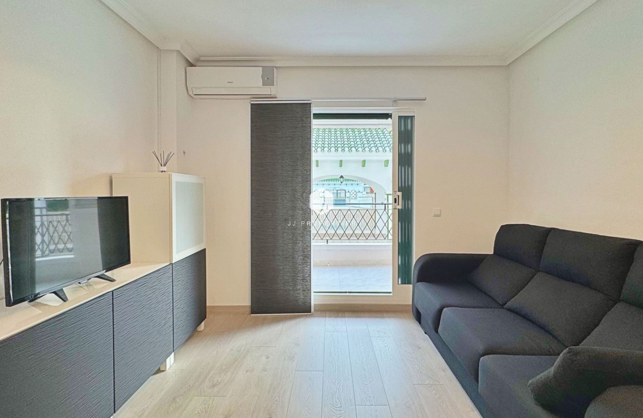 Segunda mano - Apartamento / piso -
Torrevieja - Costa Blanca