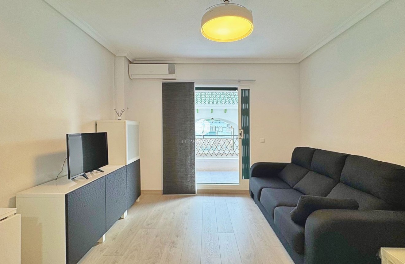 Segunda mano - Apartamento / piso -
Torrevieja - Costa Blanca