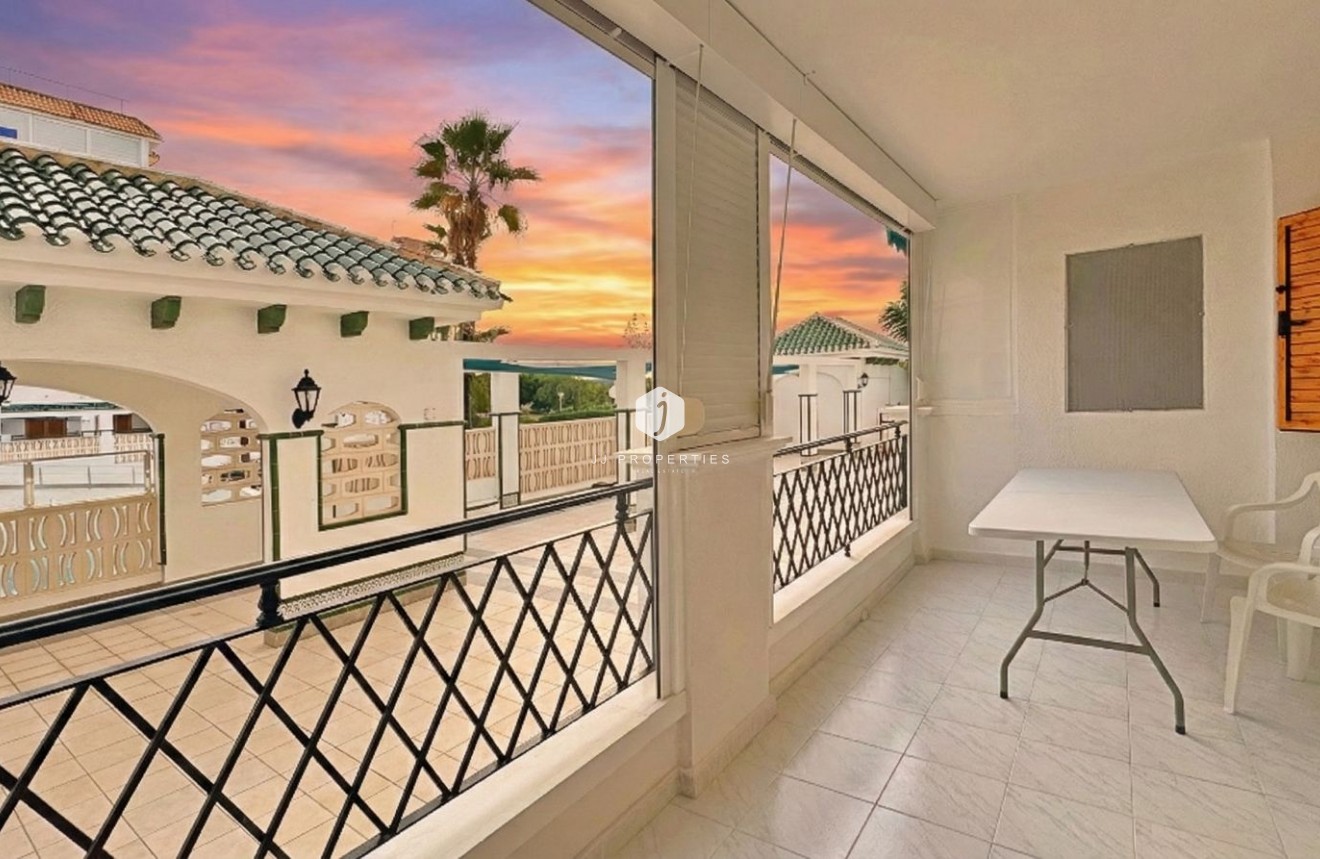 Segunda mano - Apartamento / piso -
Torrevieja - Costa Blanca
