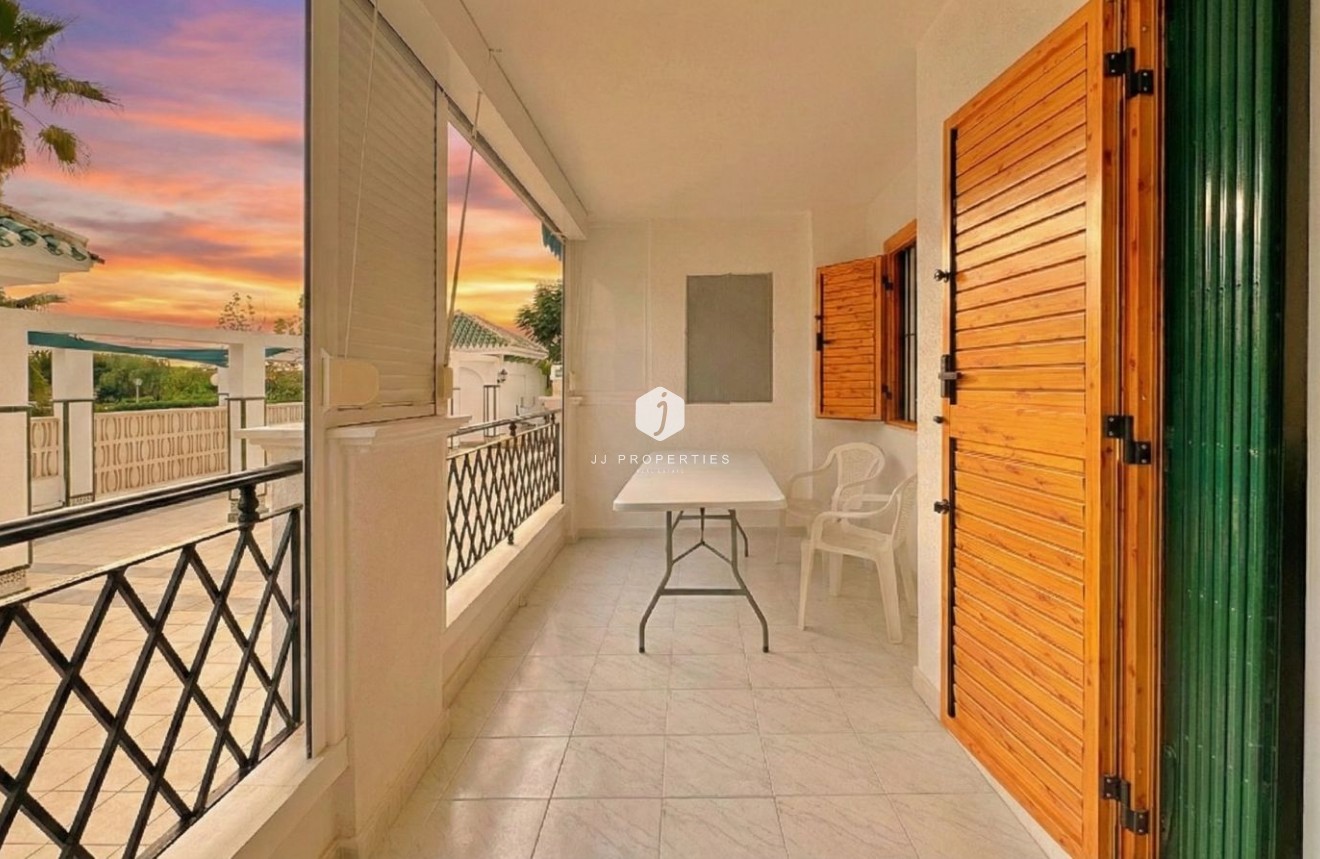 Segunda mano - Apartamento / piso -
Torrevieja - Costa Blanca