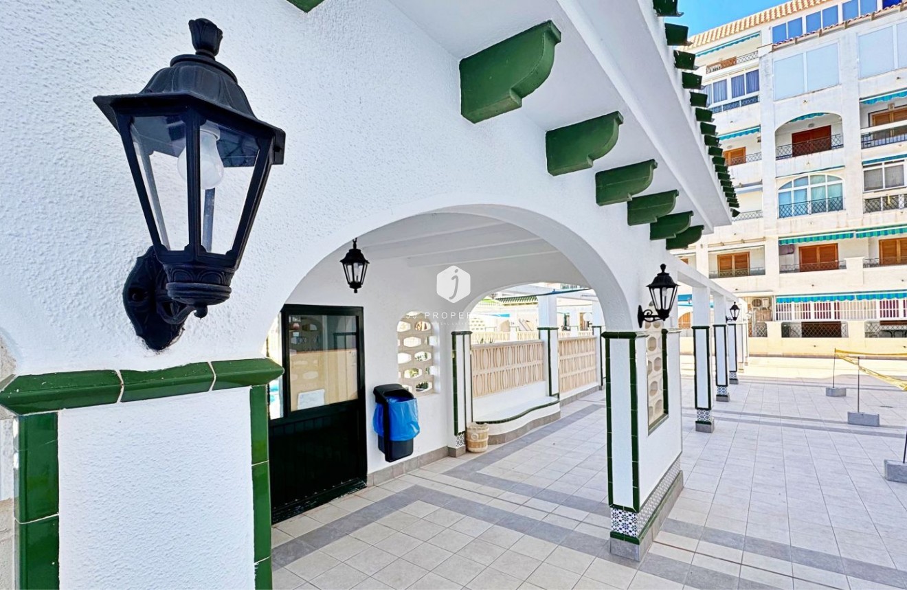 Segunda mano - Apartamento / piso -
Torrevieja - Costa Blanca