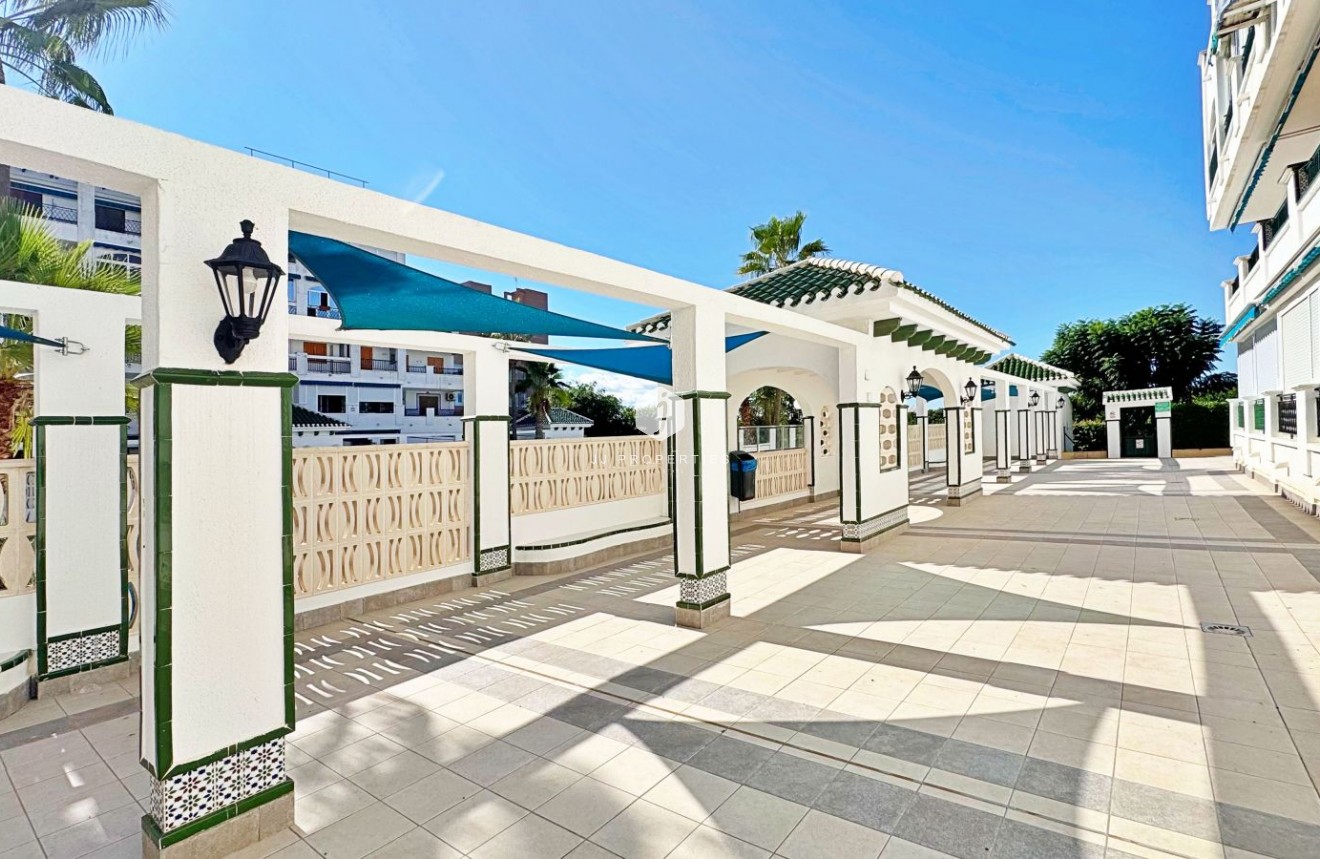 Segunda mano - Apartamento / piso -
Torrevieja - Costa Blanca