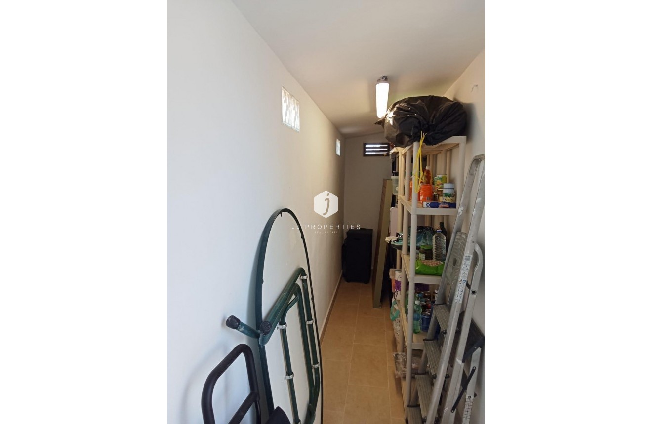 Resale - Bungalow -
Torrevieja - Torretas
