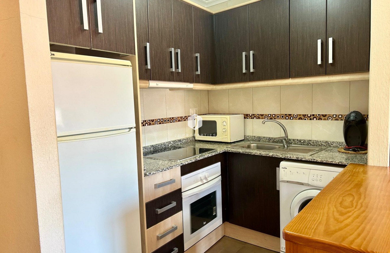 D'occasion - Appartement -
Torrevieja - Centro