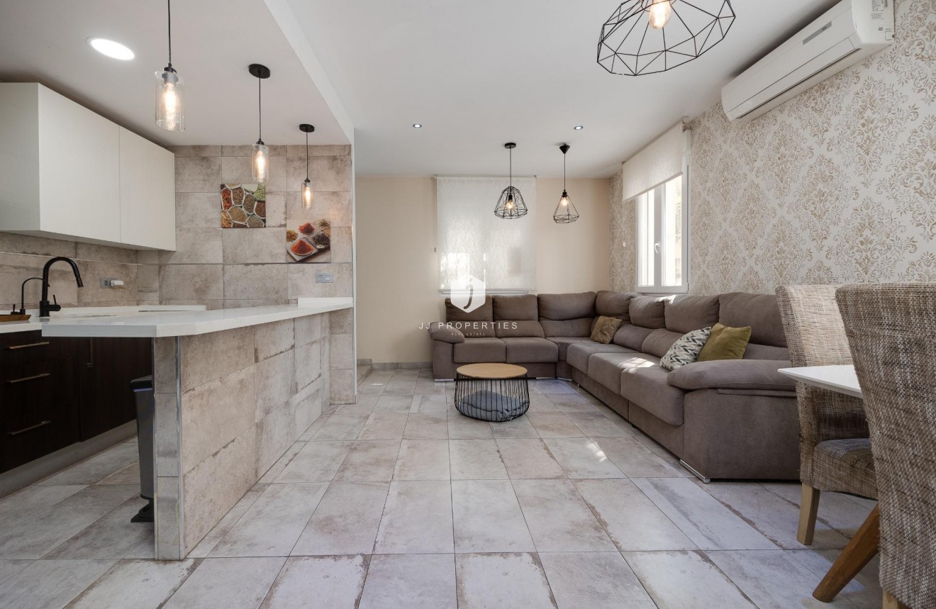 D'occasion - Chalet -
Torrevieja - Centro