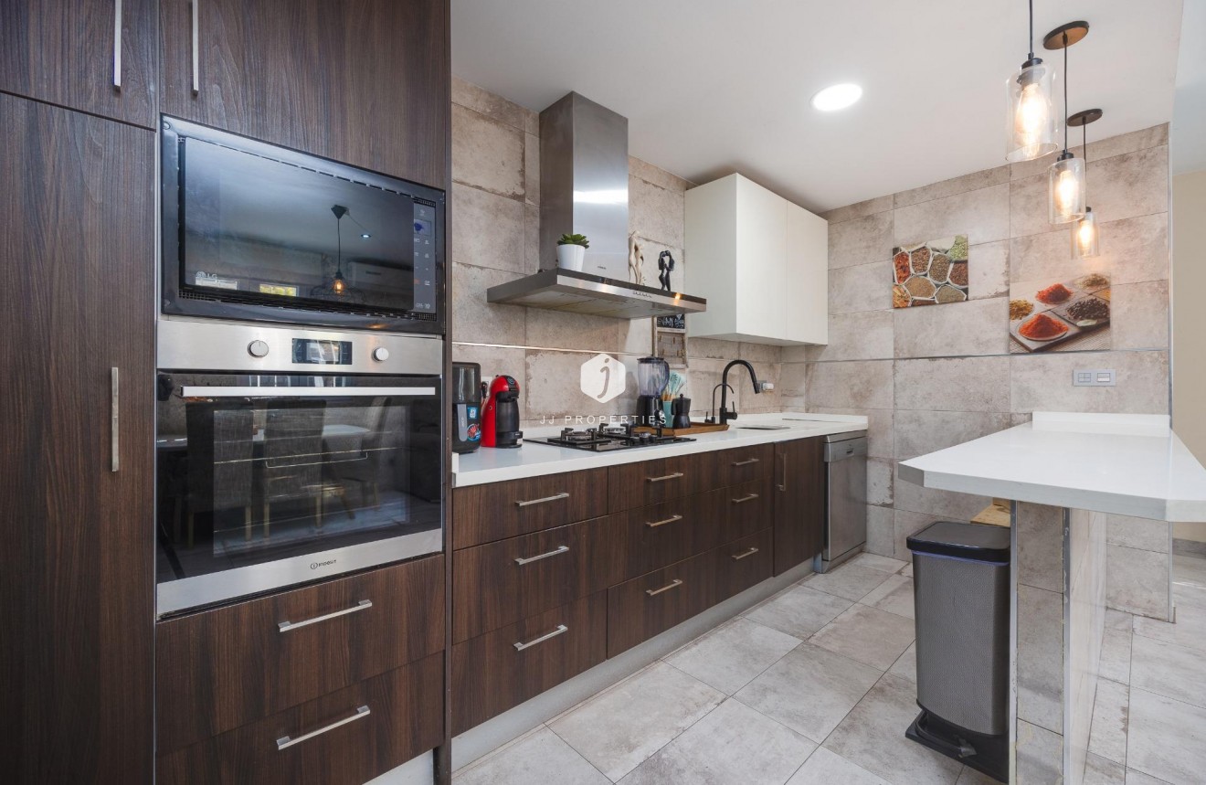 D'occasion - Chalet -
Torrevieja - Centro