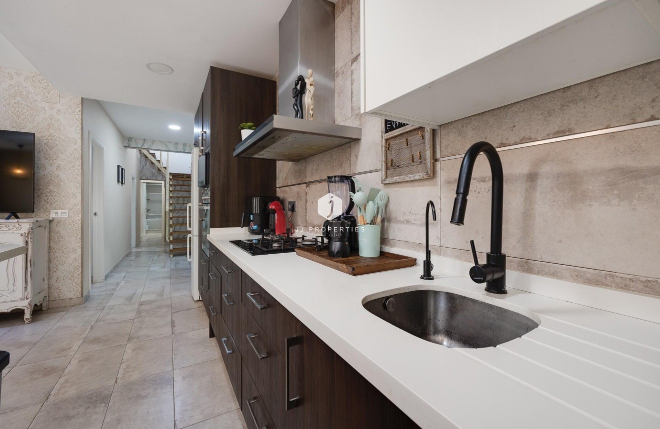 D'occasion - Chalet -
Torrevieja - Centro