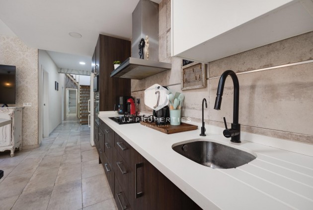 D'occasion - Chalet -
Torrevieja - Centro