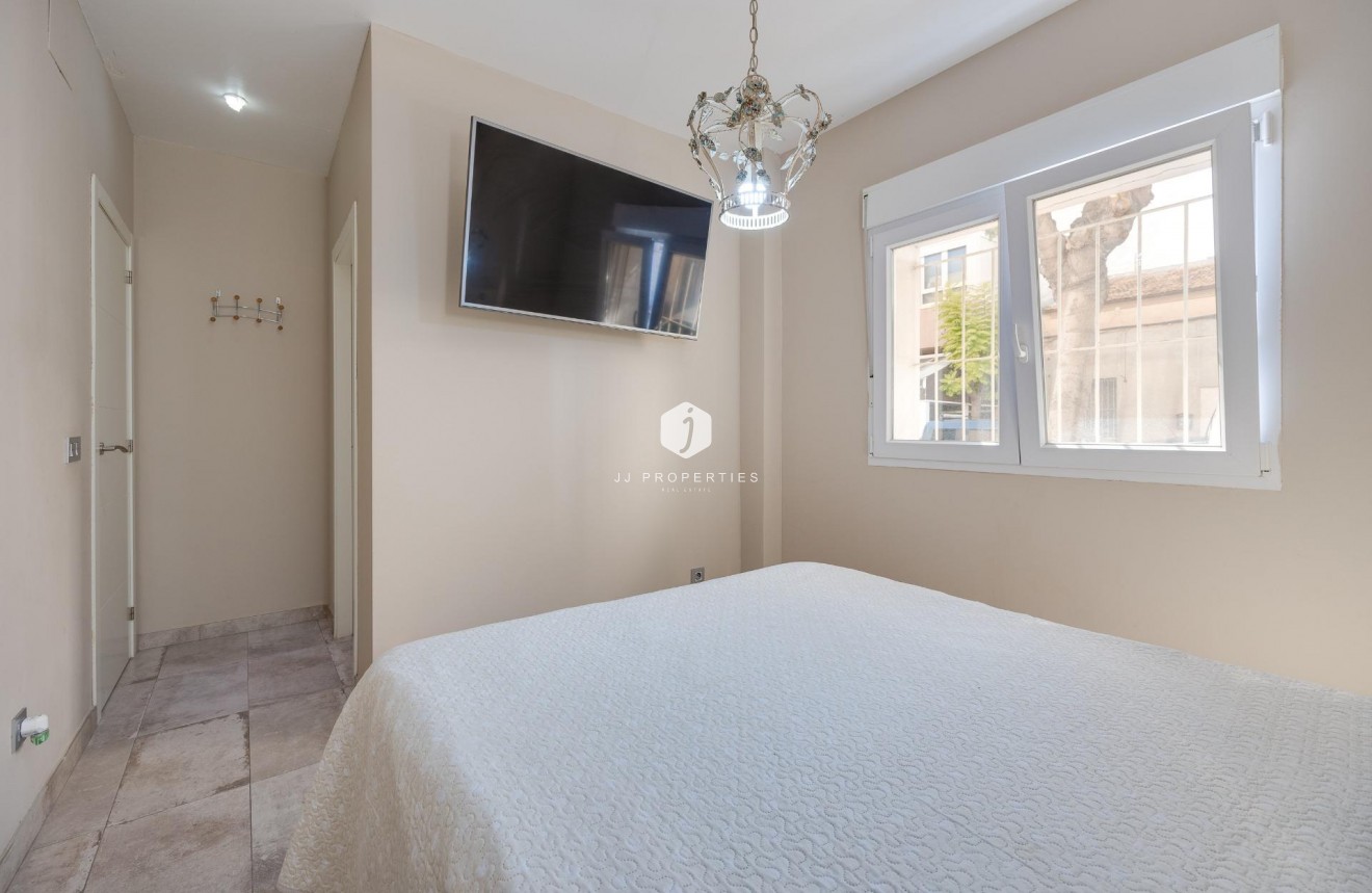 D'occasion - Chalet -
Torrevieja - Centro