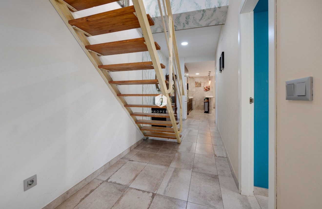 D'occasion - Chalet -
Torrevieja - Centro