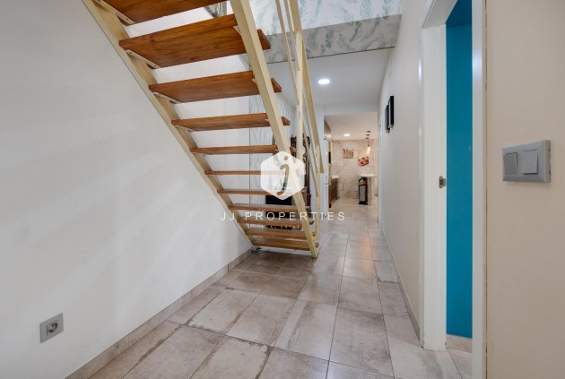 D'occasion - Chalet -
Torrevieja - Centro