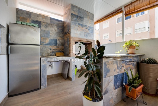 D'occasion - Chalet -
Torrevieja - Centro
