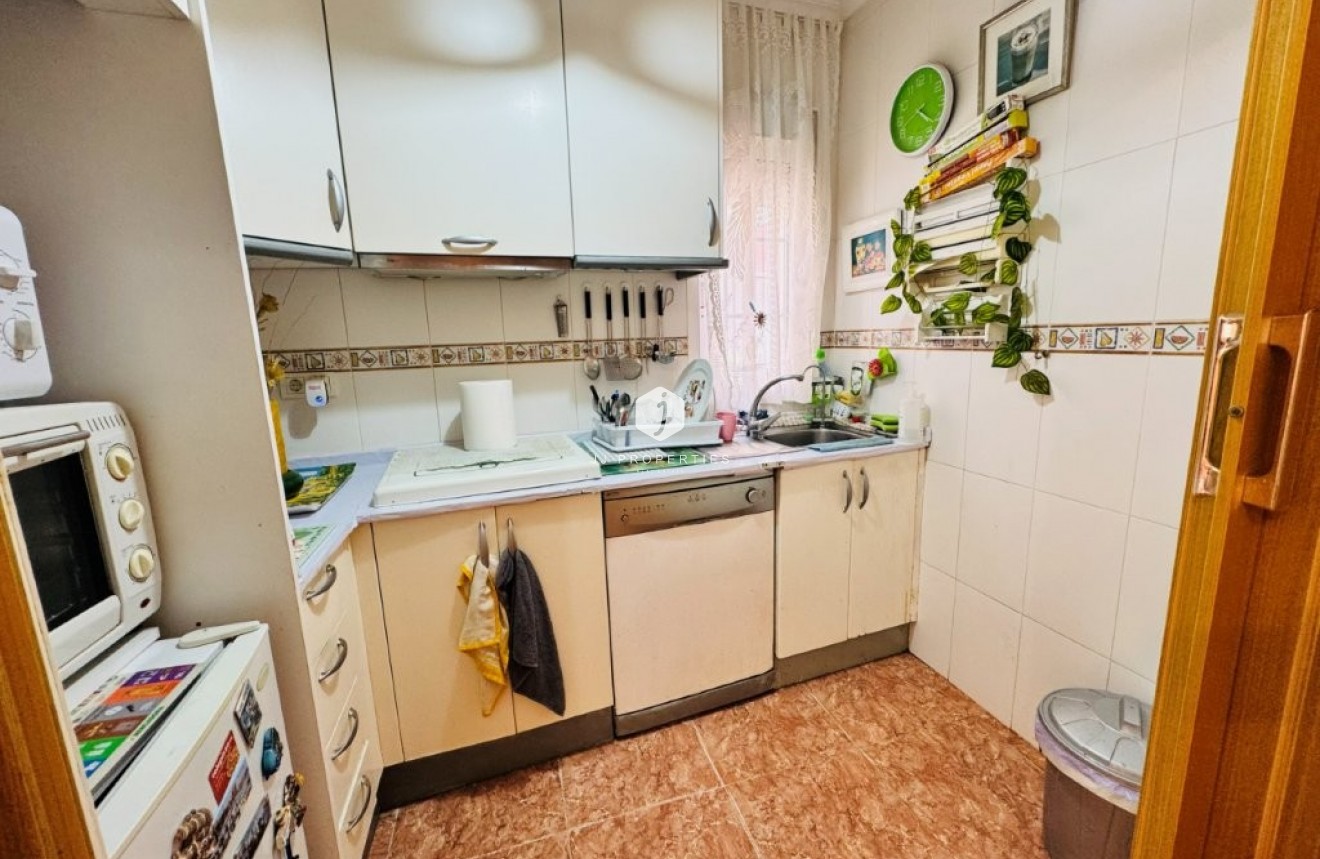 Resale - Apartment / flat -
La Mata - Costa Blanca