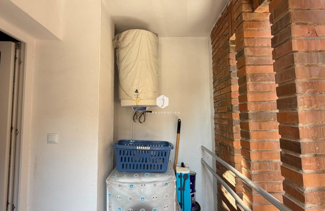 Resale - Apartment / flat -
Torrevieja - Playa del Cura