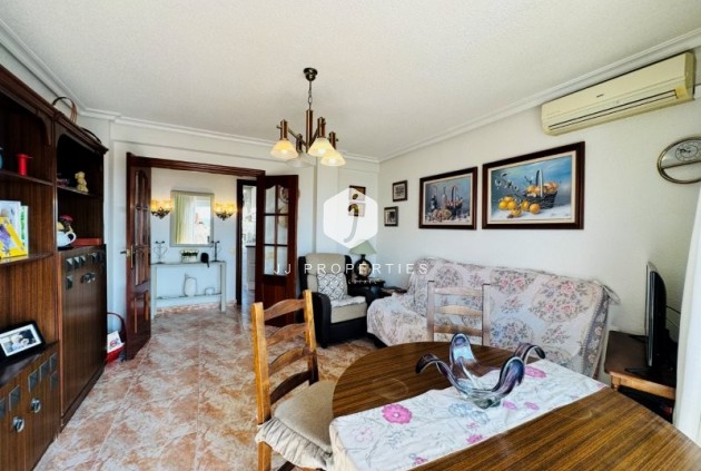 Resale - Apartment / flat -
La Mata - Costa Blanca