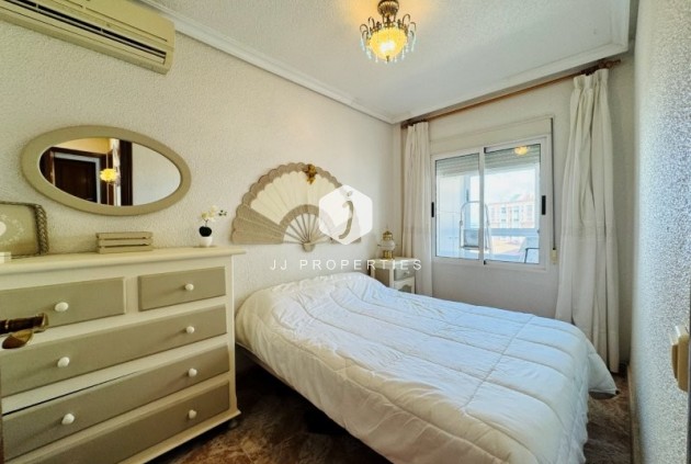 Resale - Apartment / flat -
La Mata - Costa Blanca
